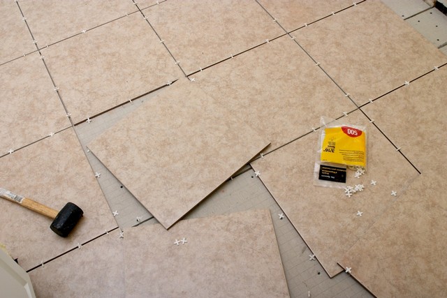Tiling Leytonstone, E11